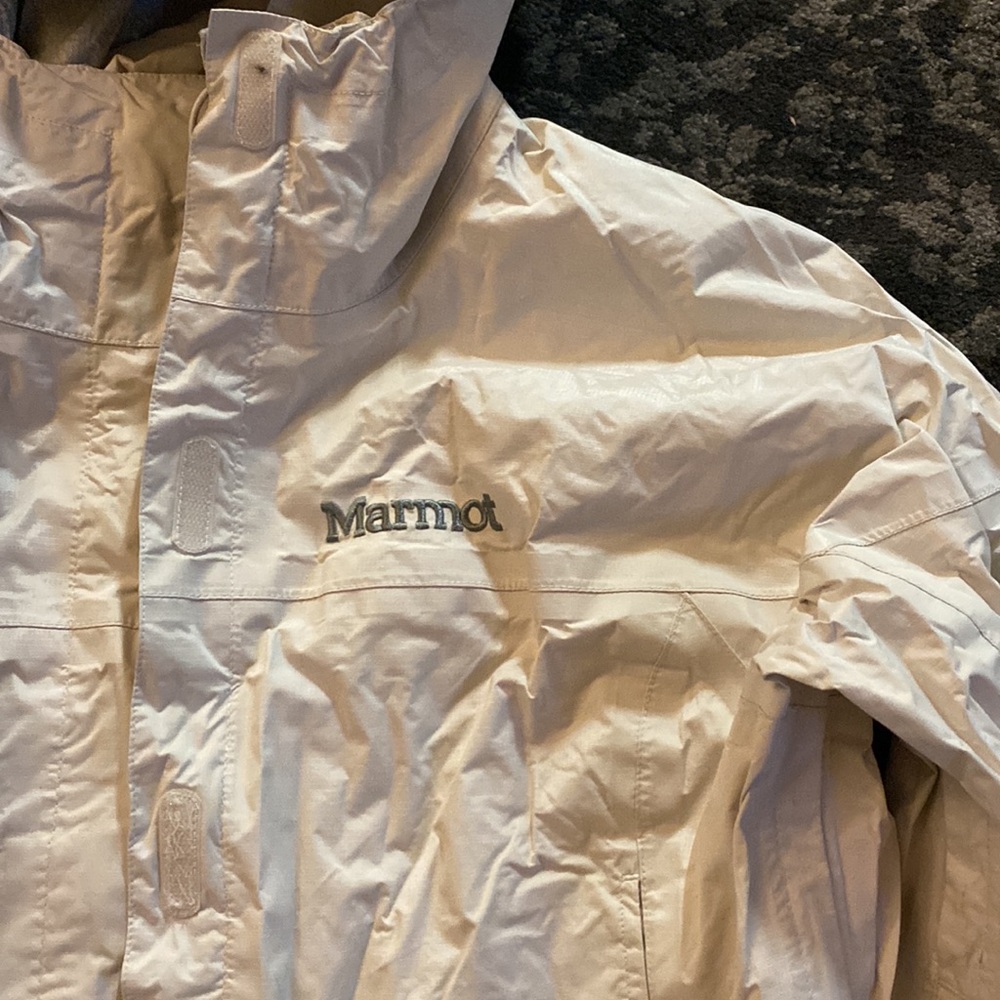 Used - Picture 2 of 3